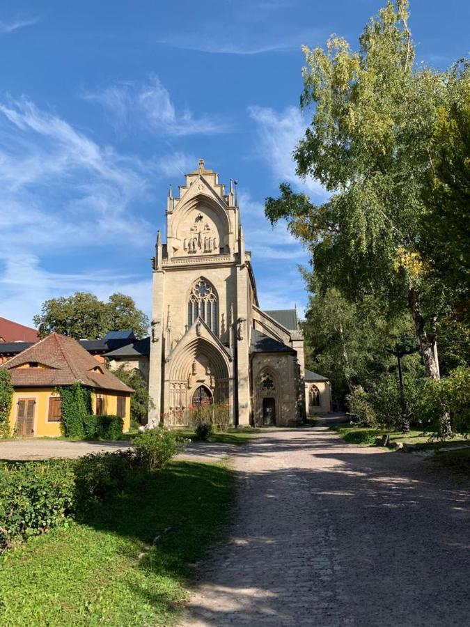 Hotel Garni Zum Rebstock Naumburg  Exterior photo