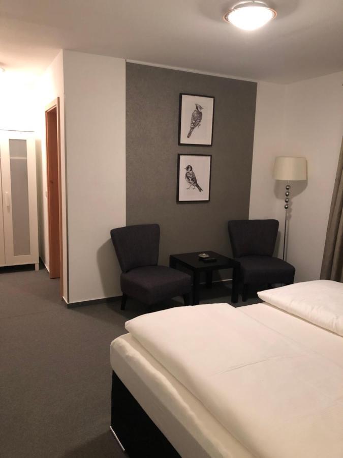 Hotel Garni Zum Rebstock Naumburg  Exterior photo